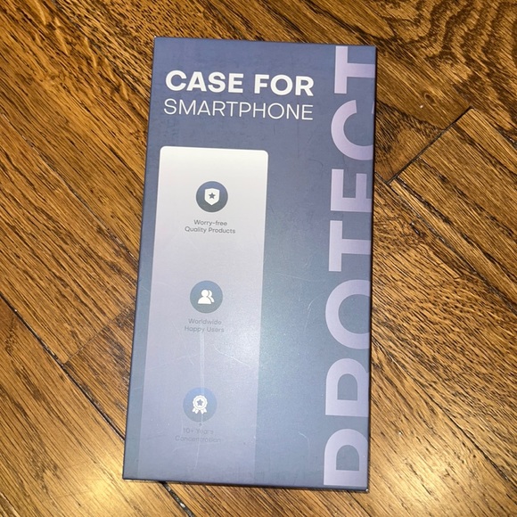 iPhone 13 Pro Max clear case - Picture 2 of 5